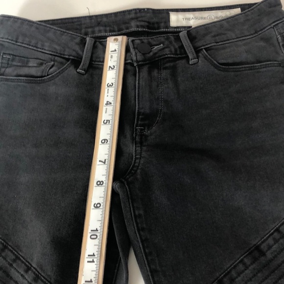 Treasure & Bond Skinny Textured Thigh Jeans 28 - Picture 6 of 9